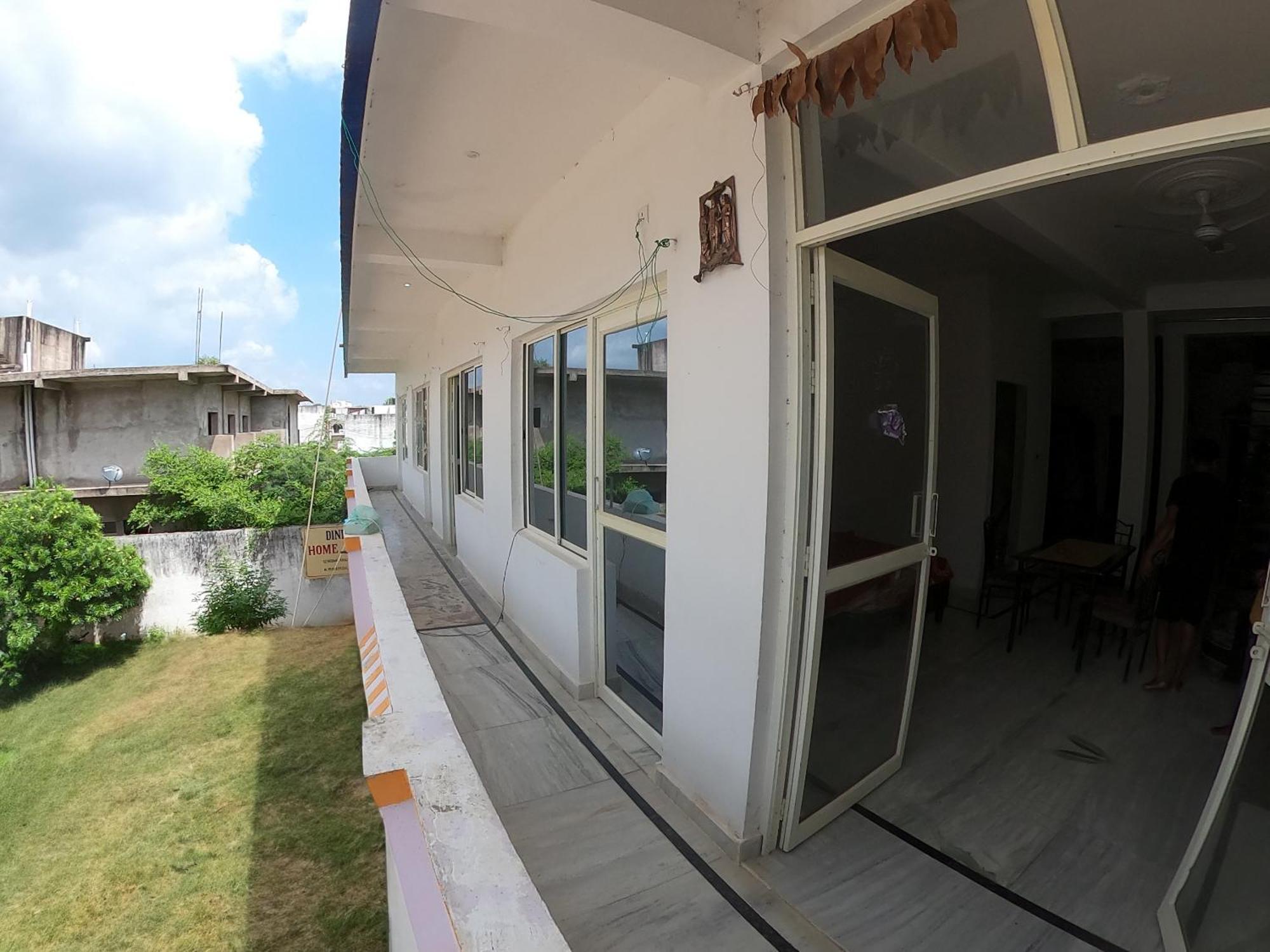 Karma Hostel Khajuraho Luaran gambar