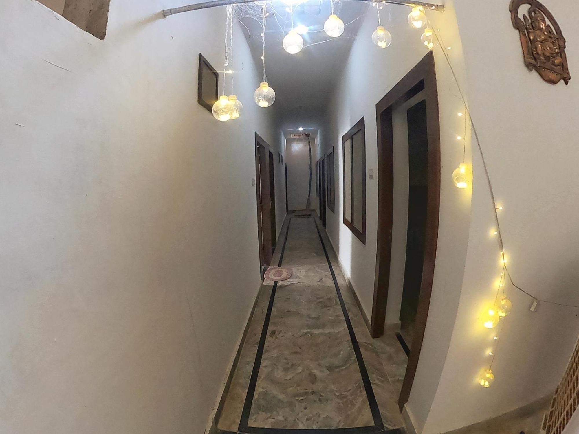 Karma Hostel Khajuraho Luaran gambar